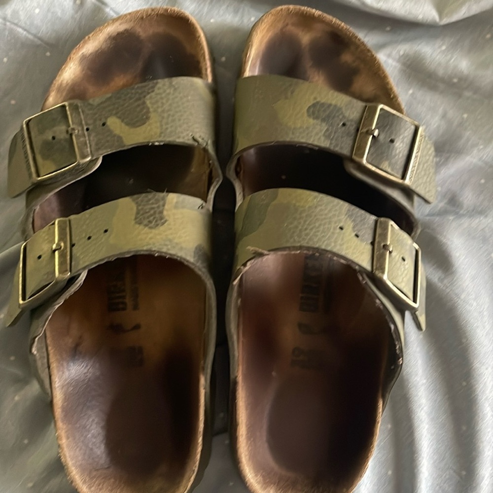 Birkenstocks 39 Camo